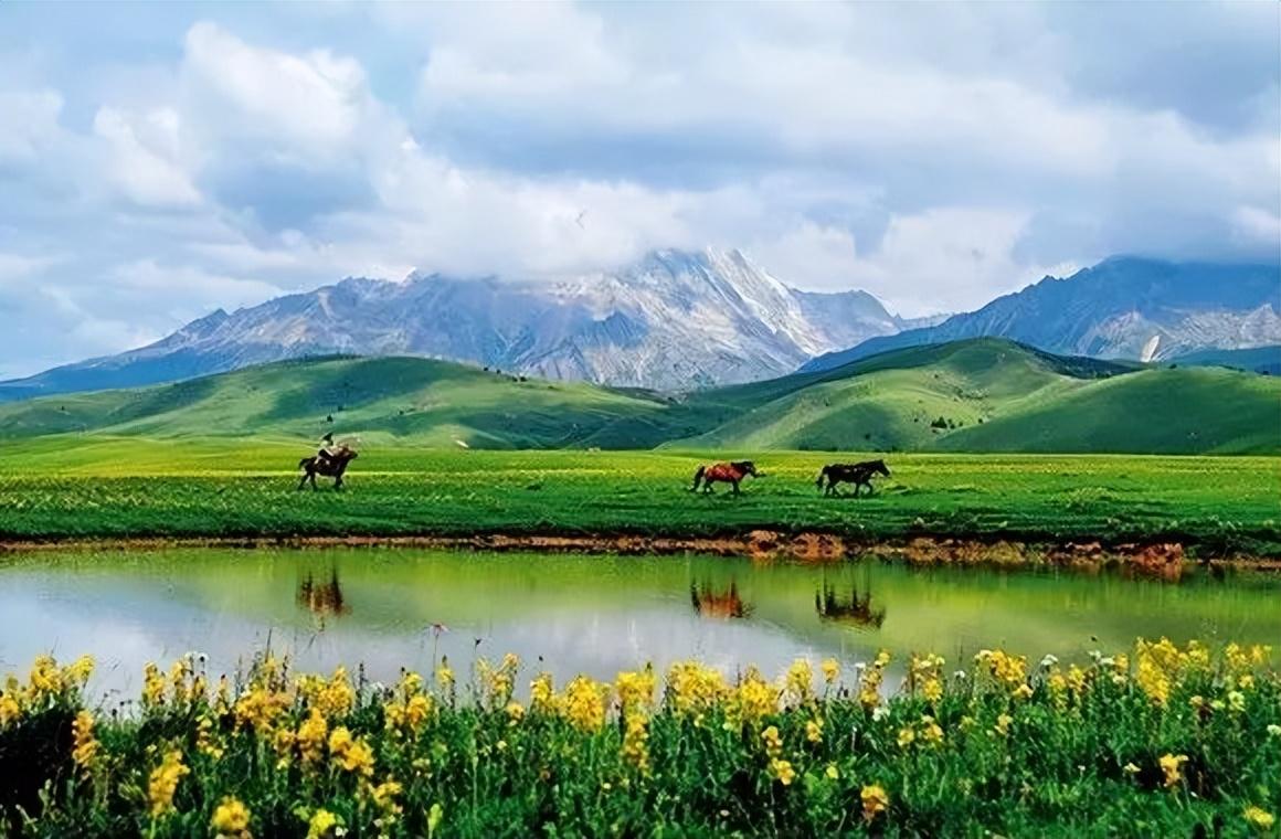 比西藏还西藏！甘孜是一个绝美隐世的旅游胜地