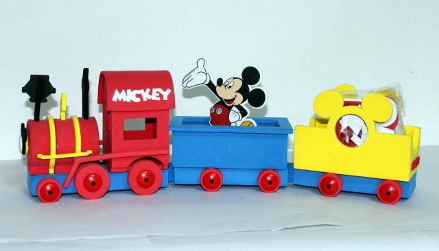 玩具火车适合几岁儿童 儿童玩具车有哪些