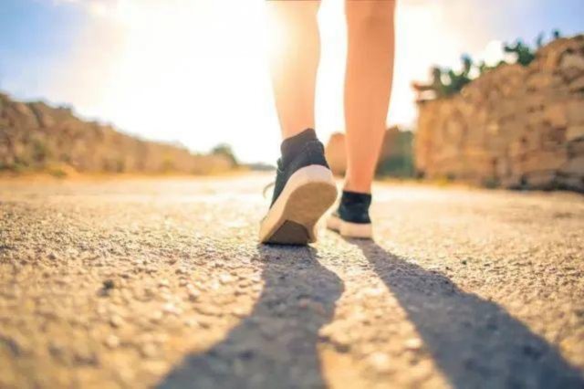 每天走路7000步可以减肥吗(每天走路7000步减肥效果怎么样)
