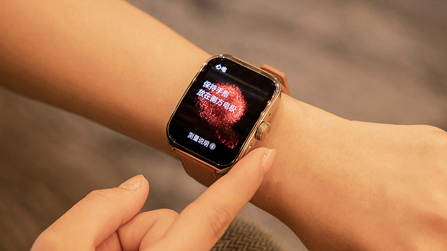 OPPO Watch 4 Pro：全面提升，打造真智能手表