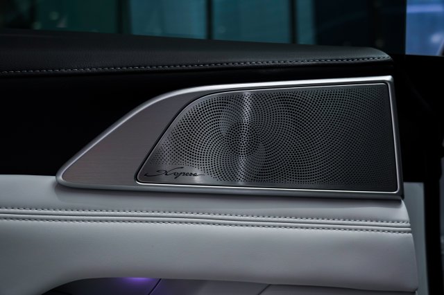 2024款小鹏G9:新色新内饰，双腔空悬升级，一睹未来智能SUV风采