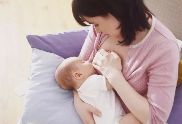 母乳喂养宝宝过敏怎么办呢，母乳喂养宝宝过敏怎么办小妙招