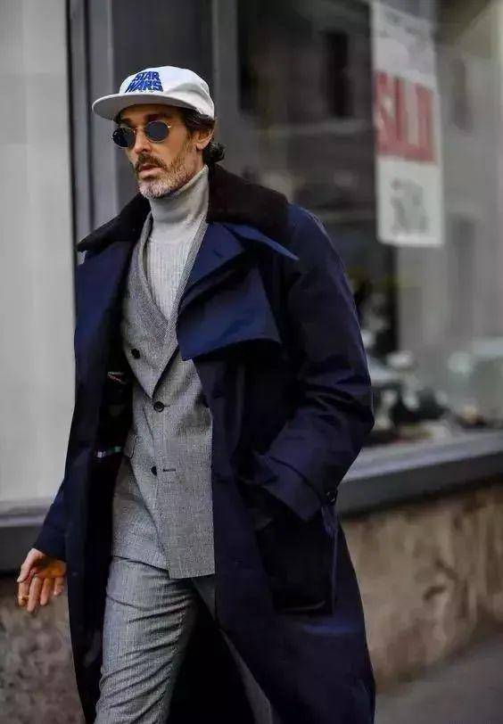 冬日魅力男士：高领毛衣搭配秘籍，打造时尚温暖型格风