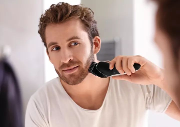 男士剃须指南：九大关键技巧助你轻松打造完美面容