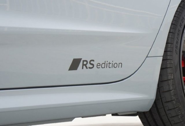 新上汽奥迪A7LRS套件竞速版：颜值飙升，引领豪华轿车新潮流