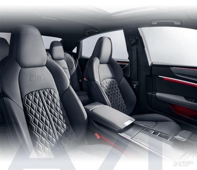 新款奥迪A7L震撼上市，41.87万元起售，RS竞速套件引领驾驶新风尚