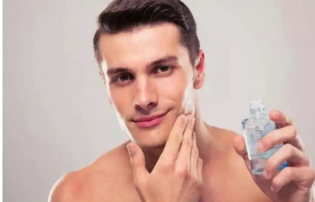 男士护肤秘诀：早期保养的重要性及实用技巧