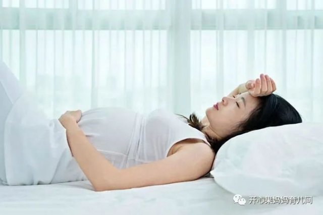 孕妇平躺多久胎儿缺氧7个月「孕妇平躺多久胎儿缺氧」