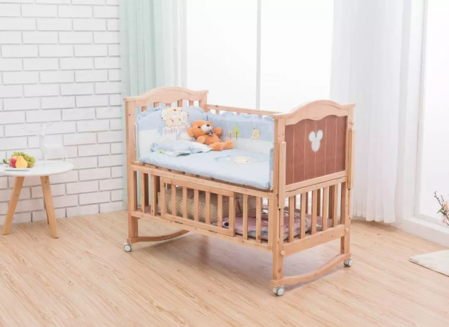 婴儿床尺寸及用处介绍「婴儿床的尺寸该如何选择」