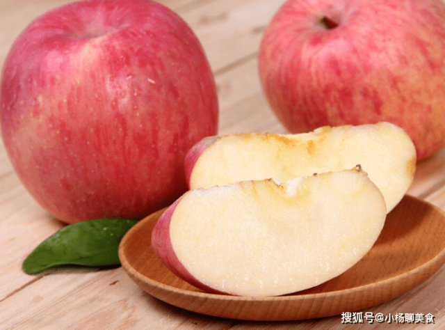 减肥晚上可以吃苹果吗？每天晚上都吃一个苹果好吗