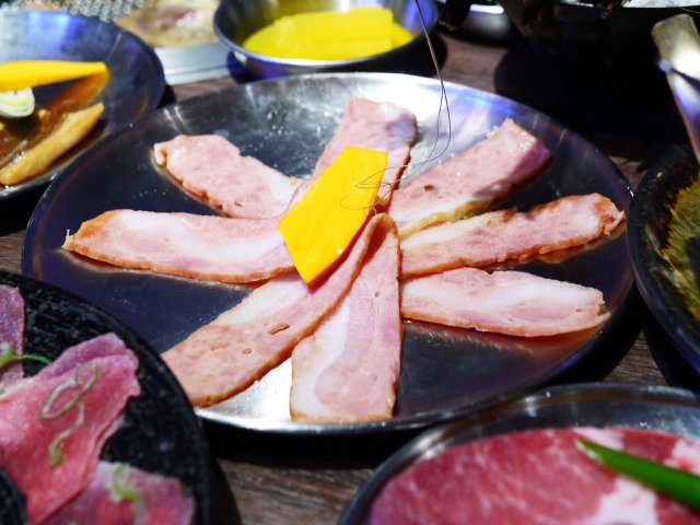 日本美食盛宴：揭秘最受欢迎的海鲜佳肴，让你垂涎欲滴