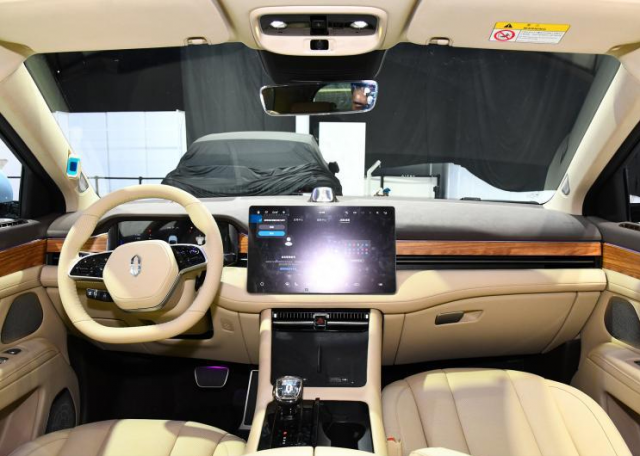 问界M7将于9月12日上市：新增五座版车型、华为ADS 2.0智驾系统亮相