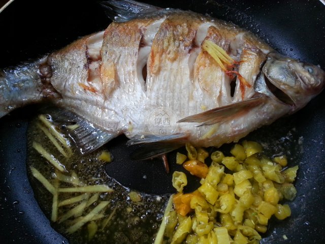 怎么烧鱼好吃，怎么烧鱼好吃,简单又好吃？