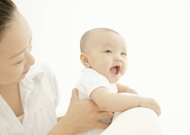 定期带宝宝去儿科检查确保宝宝身体状况稳定及时处理任何问题