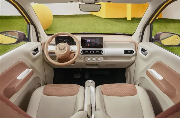 宏光MINIEV第三代马卡龙新车型上市，120-170公里可选，仅3.58万起