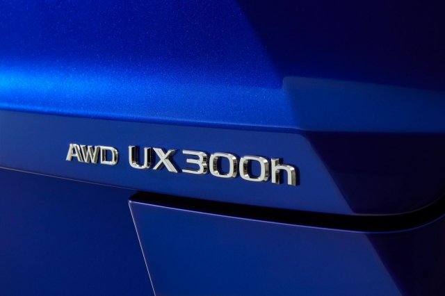 2024款雷克萨斯UX：动力升级，配置优化，驾驶体验再升级