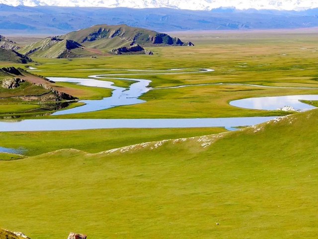 去新疆旅游最佳时间是什么时候，去新疆旅游最佳是几月