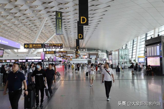 郑州机场航班量稳步增加，郑州机场计划执行航班638架次