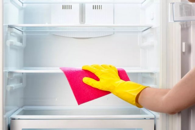 冰箱常用的四种除霜方法，冰箱如何除霜冰箱如何除冰最快方法