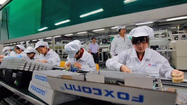 富士康独占鳌头：iPhone15系列四家代工厂产量分布揭秘