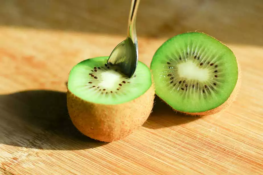 五种水果助你明眸善睐：揭秘对眼睛最有益的营养食物