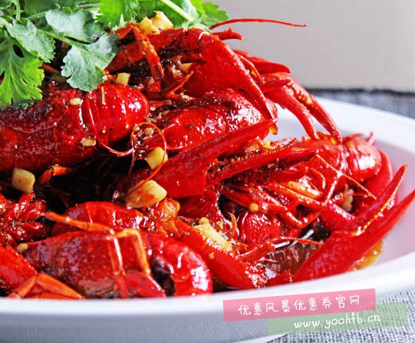夏季怎样吃麻辣小龙虾才干浄，分享小龙虾自助烹饪食谱