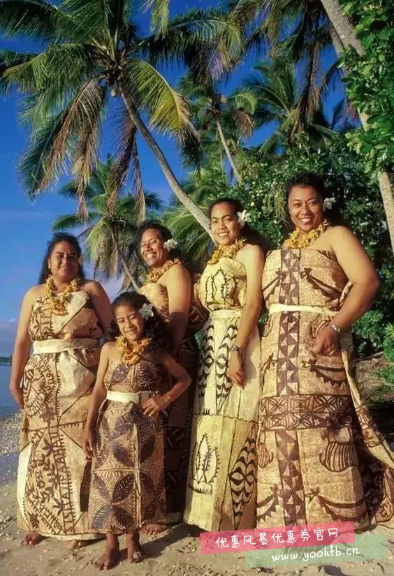在夏威夷女人不用穿bra？斐济的男人不爱穿裤子？