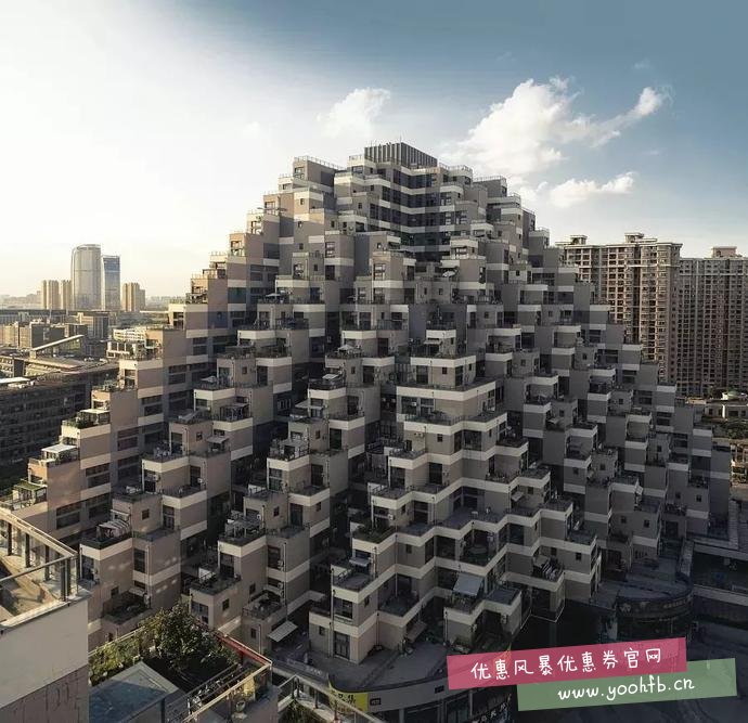 苏州火出国门的“金字塔”大楼