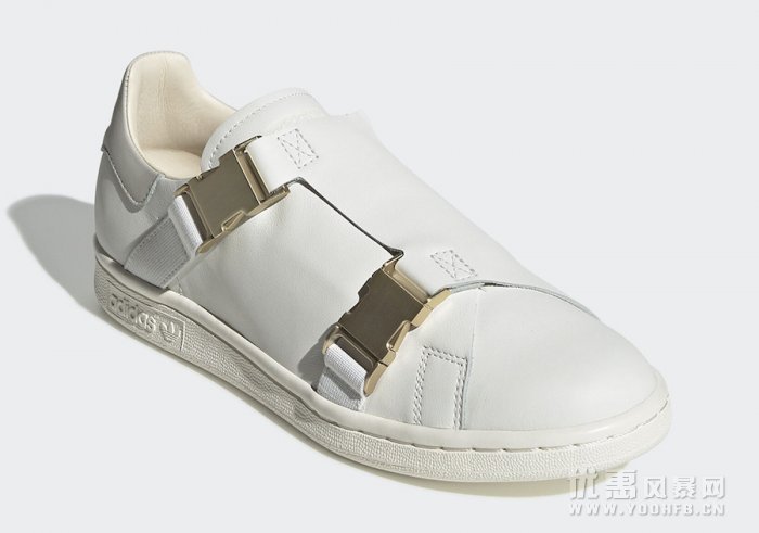 两双Stan Smith全新小白鞋 9月1号发售