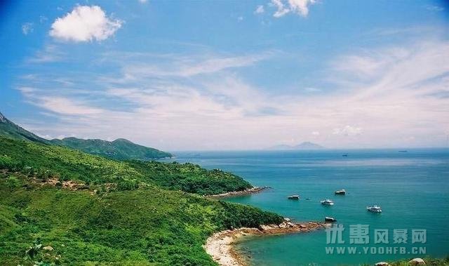 这座小岛，成了香港人逃离现实的乐园