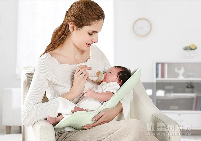 哺乳枕优惠活动，选对了可减轻宝妈手臂挽抱疲劳