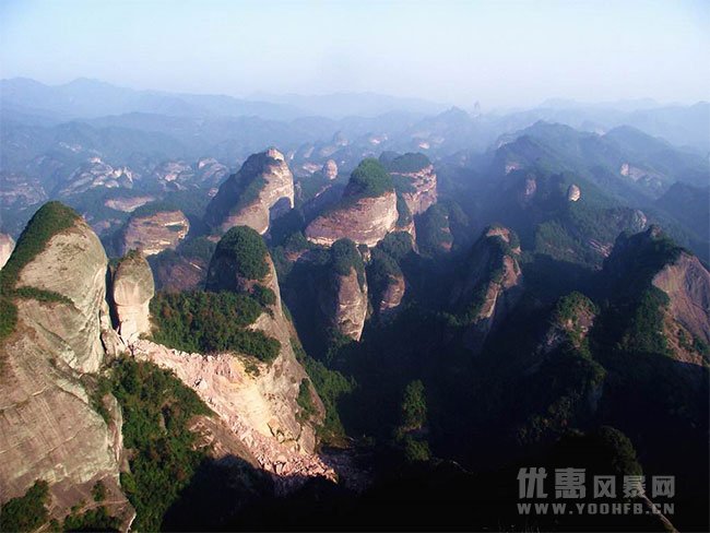 湖南崀山推出“中国旅游日”优惠活动